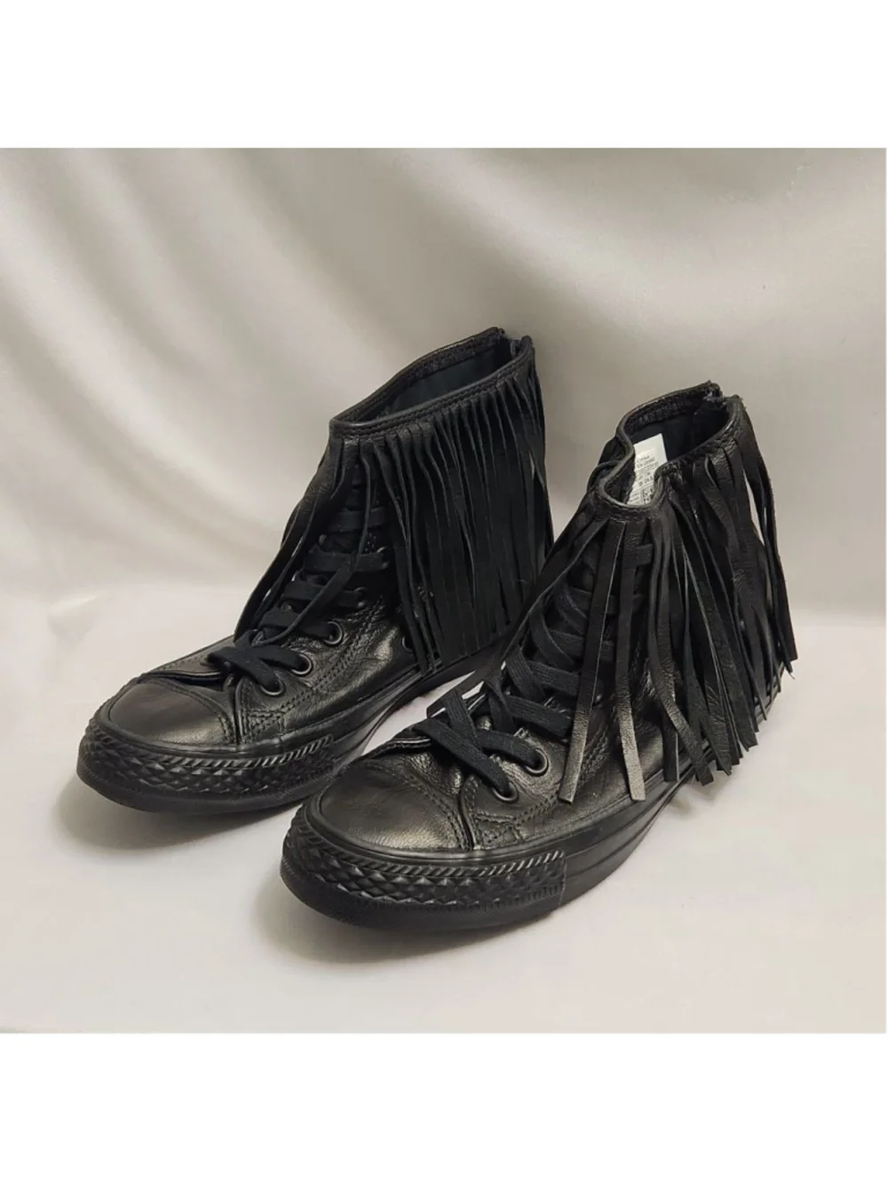 Converse CTAS Black Leather Fringe sneakers (W Size 8)